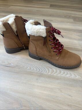 Women's Brown Faux-Fur Lace-Up Ankle Boots